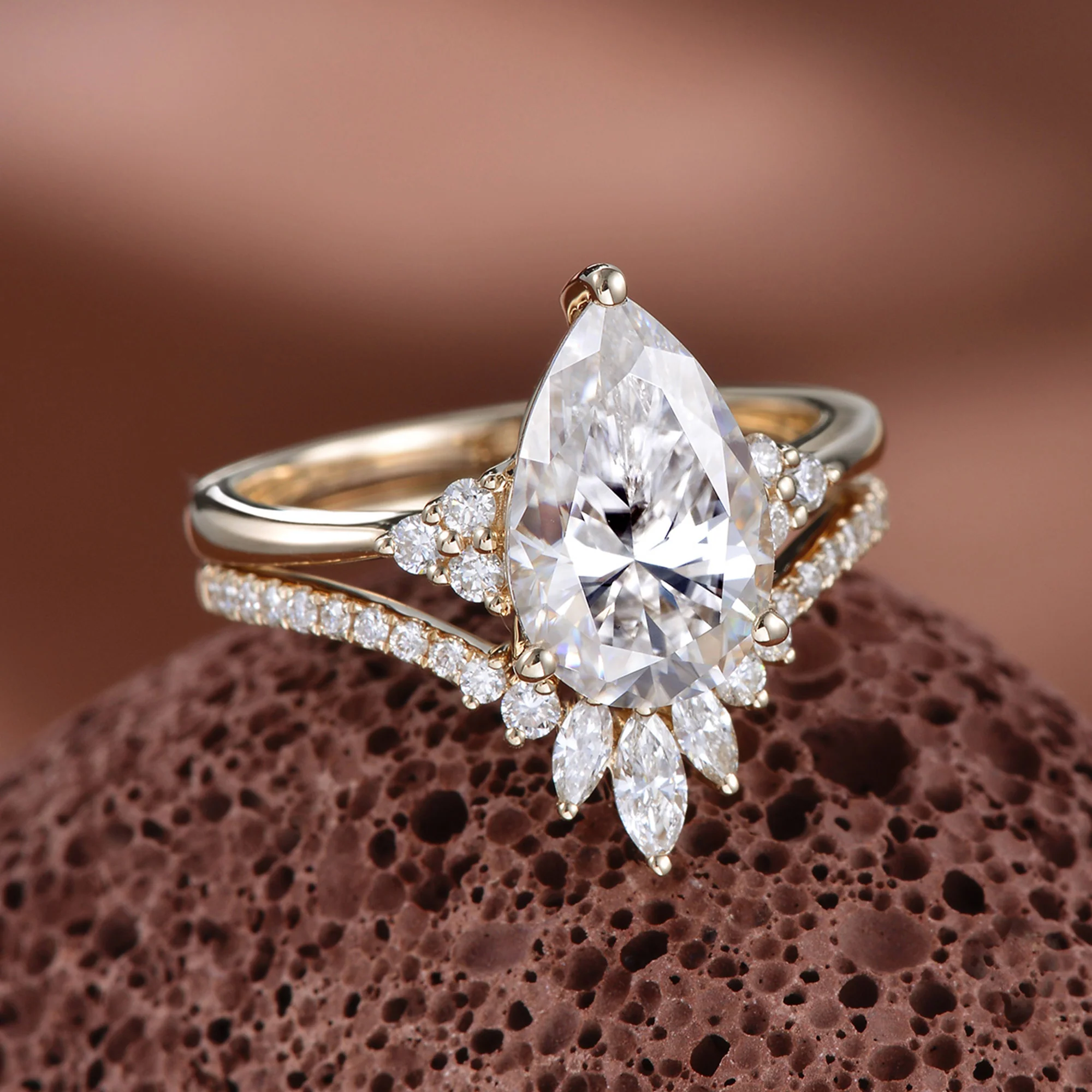 1.2 Carat Pear Shaped Moissanite Engagement Ring Set Nature Inspired Bridal  Set